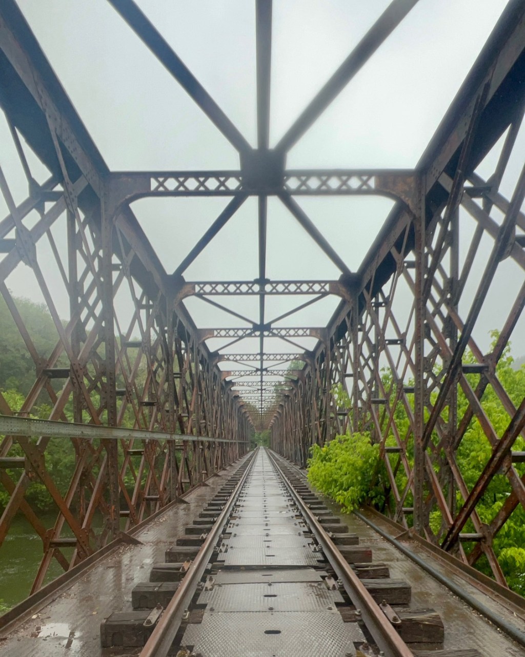 Via Podiensis – Day 16 / Cele Valley Variant – Day 4: Cabrerets to Bouzièrs to Cahors – 10km (Total:&nbsp;355km)